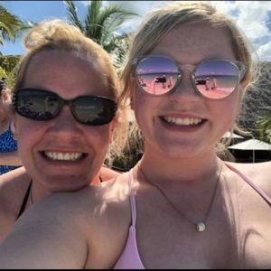 Meet your Posher, Sara